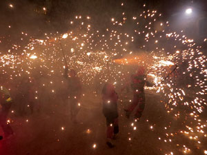 Fires de Sant Narc&iacute;s 2022. Correfoc amb els Trons de l'Onyar