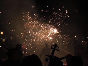 Fires de Sant Narc&iacute;s 2022. Correfoc amb els Trons de l'Onyar