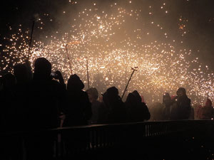 Fires de Sant Narc&iacute;s 2022. Correfoc amb els Trons de l'Onyar