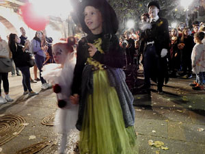 Fires de Sant Narc&iacute;s 2022. Zombie Walk de Girona