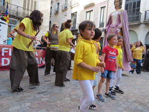 Balls a la plaça del Vi