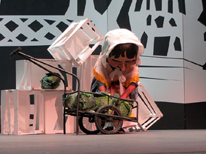 Representaci&oacute; de 'La mosca d'en Quim' per la Fal&middot;lera Gironina