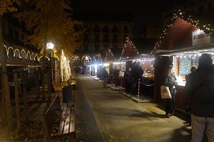 Nadal 2022. Firanadal a la pla&ccedil;a de la Independ&egrave;ncia. Ajuntament de Girona