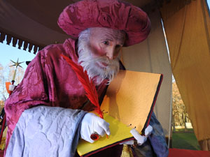 Reis 2023. El campament reial al camp de Mart al parc de la Devesa