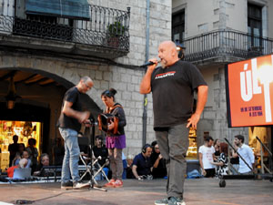 &Uacute;ltima concentraci&oacute; dels dilluns a la pla&ccedil;a del Vi