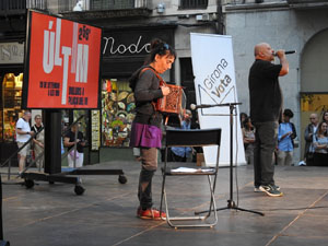 &Uacute;ltima concentraci&oacute; dels dilluns a la pla&ccedil;a del Vi