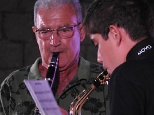 &Uacute;ltima concentraci&oacute; dels dilluns a la pla&ccedil;a del Vi