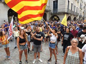 Diada Nacional 2023. Concentraci&oacute; a la pla&ccedil;a del Vi