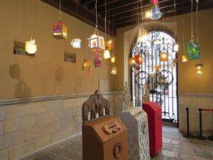 Nadal 2022 a Girona. Exposici&oacute; dels fanalets guanyadors del 29&egrave; concurs 'Fem un fanalet per anar a esperar els Reis'