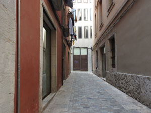 La pla&ccedil;a dels Bell-lloc