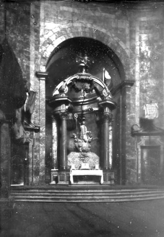 Interior de la capella de Sant Narcís. 1930