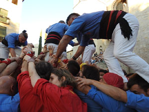 Fires de Sant Narc&iacute;s 2023. Els Castells de Vig&iacute;lia amb els Marrecs de Salt, Colla Castellera de Madrid  i la Colla Castellera Esperxats de l'Estany