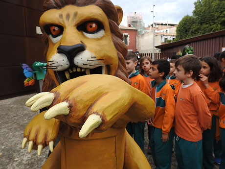 Fires de Sant Narcís 2023. Cercavila de gegantons amb la Girona Marxing Band