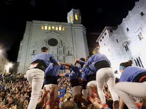 Fires de Sant Narc&iacute;s 2023. Pilar a les escales de la Catedral