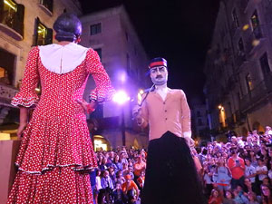 Ballades a la pla&ccedil;a del Vi