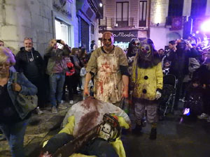 Fires de Sant Narc&iacute;s 2024. Zombie Walk de Girona