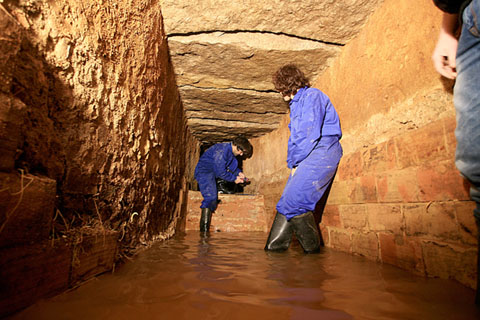 Treballs de potabilització de l'aigua de la font del Bisbe. 2010