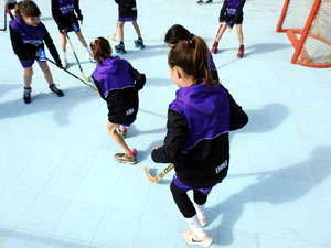 XII Jornada de l'Esport Femen&iacute; 2024 a la pla&ccedil;a Salvador Espriu i la de Francesc Calvet i Rubalcaba