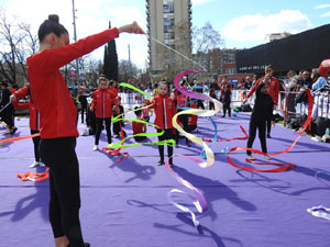 XII Jornada de l'Esport Femen&iacute; 2024 a la pla&ccedil;a Salvador Espriu i la de Francesc Calvet i Rubalcaba