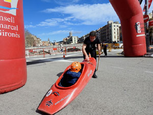 XII Jornada de l'Esport Femen&iacute; 2024 a la pla&ccedil;a Salvador Espriu i la de Francesc Calvet i Rubalcaba