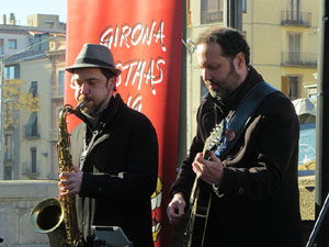 Nadal 2023. Girona Christmas Swing. Actuaci&oacute; de Aya & The Jumpin' Cats