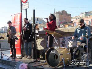 Nadal 2023. Girona Christmas Swing. Actuaci&oacute; de Aya & The Jumpin' Cats