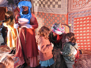 Reis 2024. El campament reial al camp de Mart al parc de la Devesa