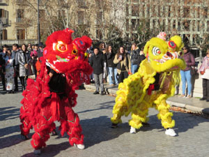 Celebraci&oacute; de l'any nou xin&egrave;s, el 4723, any de la Serp, a Girona