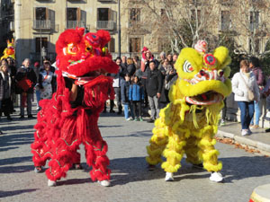 Celebraci&oacute; de l'any nou xin&egrave;s, el 4723, any de la Serp, a Girona