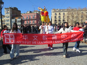 Celebraci&oacute; de l'any nou xin&egrave;s, el 4723, any de la Serp, a Girona