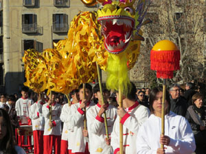 Celebraci&oacute; de l'any nou xin&egrave;s, el 4723, any de la Serp, a Girona