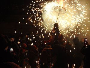 Fires de Sant Narcís 2024. Correfoc amb els Trons de l'Onyar