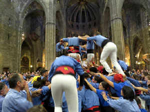Fires de Sant Narc&iacute;s 2025. Pilar a les escales de la Catedral