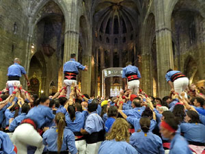 Fires de Sant Narc&iacute;s 2025. Pilar a les escales de la Catedral