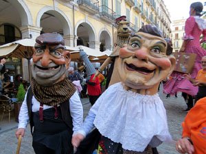 El preg&oacute;. Cercaviles de gegants i capgrossos