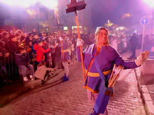 Reis 2025. Arribada dels Reis a la plaça de l'U d'octubre de 2017