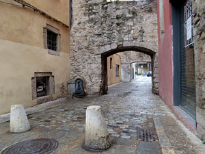 El carrer del Portal de la Barca