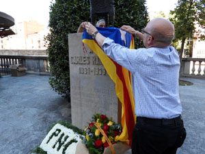 Diada Nacional 2026. Homenatge floral a Carles Rahola a la Rambla de la Llibertat