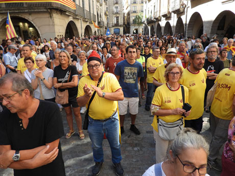 Diada Nacional 2026. Concentraci&oacute; a la pla&ccedil;a del Vi, lectura del manifest i cant de Els Segadors