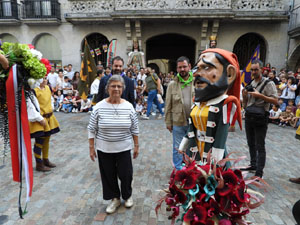 Toc de Rams. Cerim&ograve;nia del canvi de rams de les gegantes