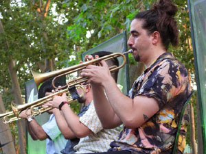 Festival Notes al parc 2026. Girona Jazz Project Big Band & Smack Dab