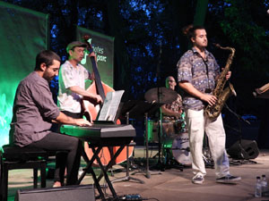 Festival Notes al parc 2026. Lucas Mart&iacute;nez