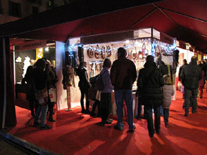 Comer&ccedil; de nit - Shopping Night