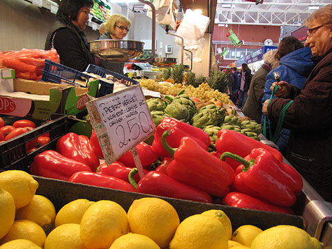 Parada de fruites i verdures