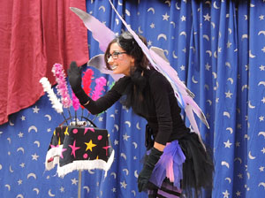 Espectacle de pallassos al Mercadal