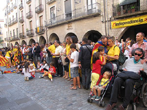 Ambient a Girona i preparaci&oacute; de la Via Catalana