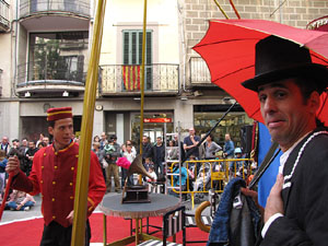 Espectacle de circ a c&agrave;rrec de CIRCO LOS