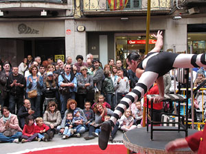 Espectacle de circ a c&agrave;rrec de CIRCO LOS