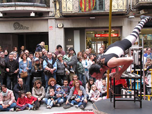 Espectacle de circ a c&agrave;rrec de CIRCO LOS