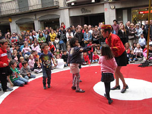 Espectacle de circ a c&agrave;rrec de CIRCO LOS